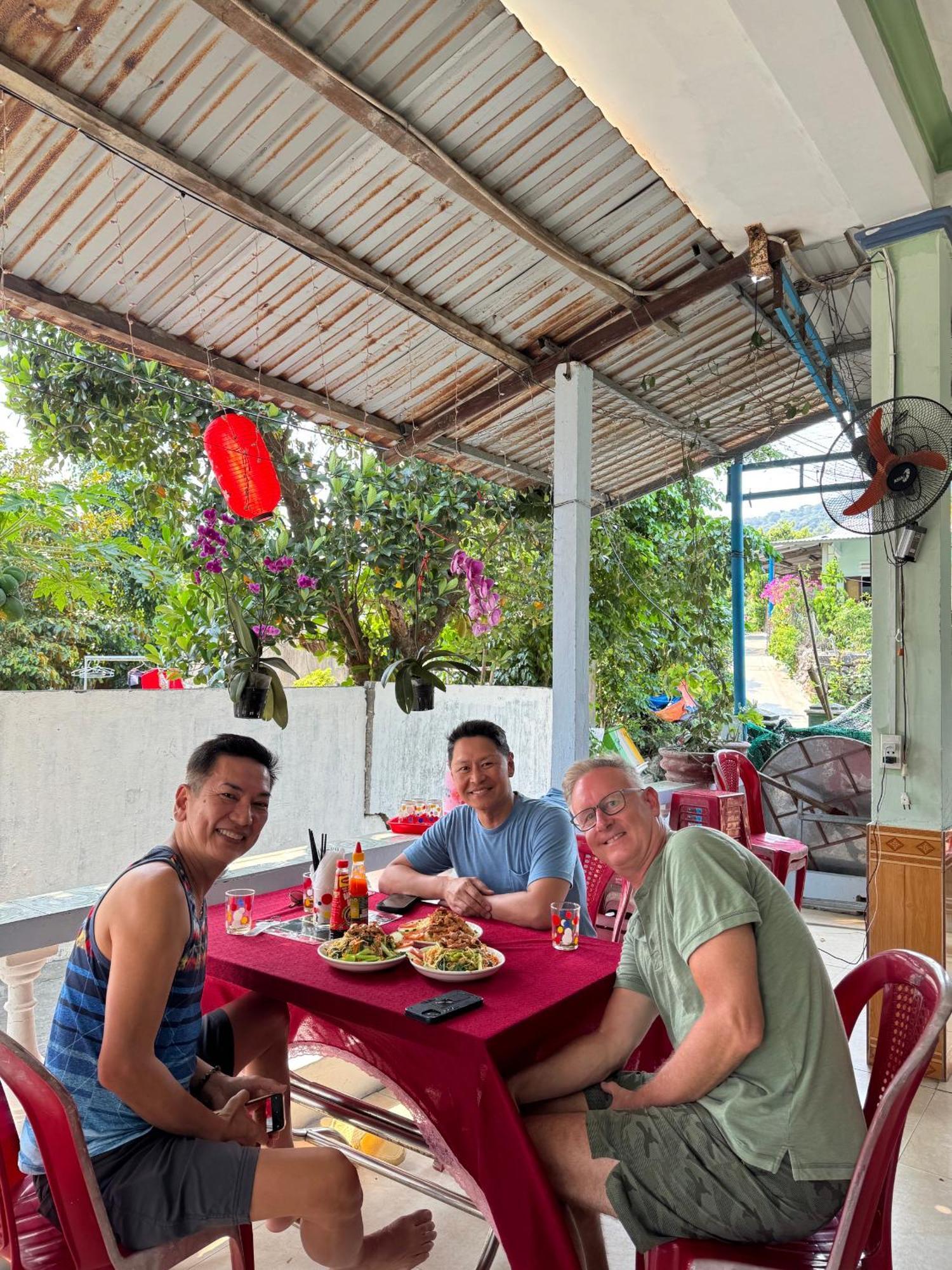 Homestay Van Duc Cu Lao Cham Tân Hiệ Buitenkant foto